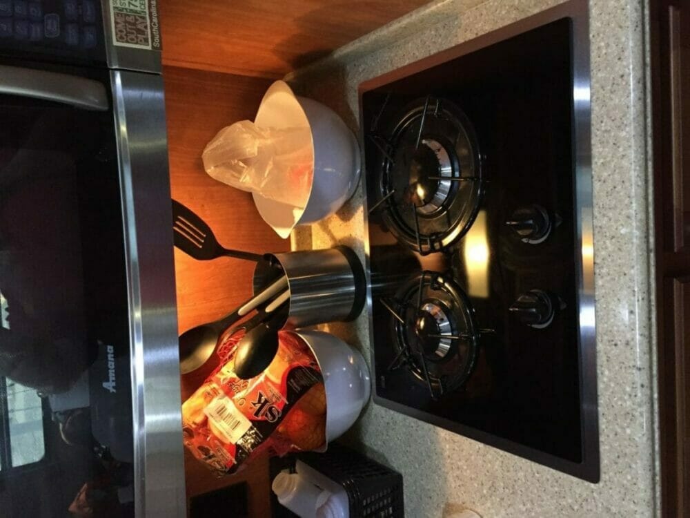 Post subject: Re: changing electric cooktop to gas? – Carriage RV Club